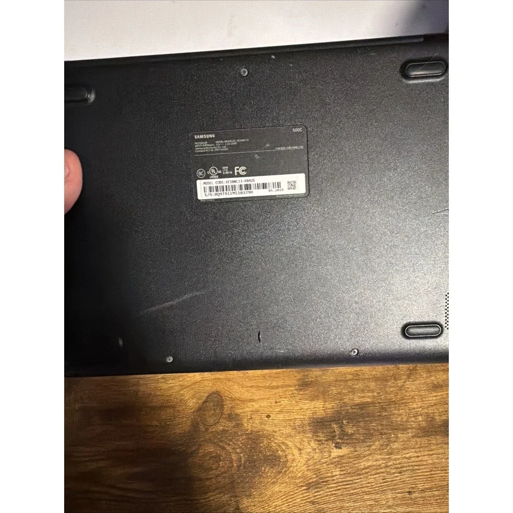 7 Laptop Lot HP Dell Apple Asus Samsung Untested As Is